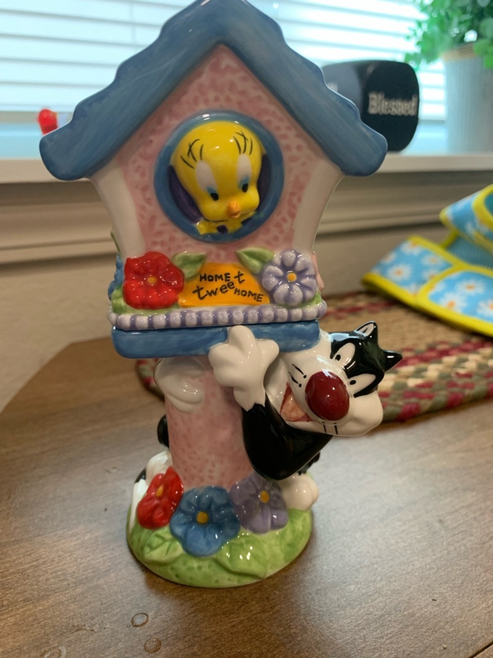 Tweety & Sylvester Ceramic Birdhouse Figurine - Pink and Blue